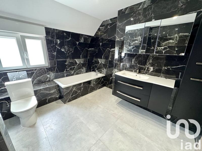 Maison - 114 m² - 4 pièces