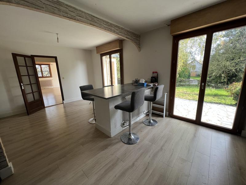 Maison - 179 m² - 7 pièces
