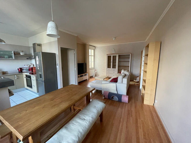 Appartement - 76 m² - 4 pièces