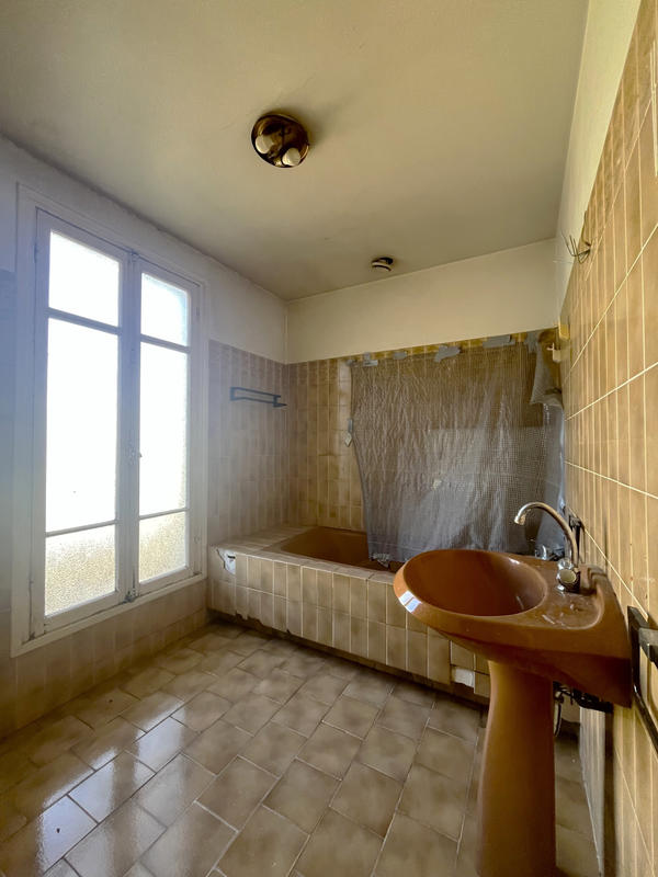 Maison - 110 m² - 5 pièces