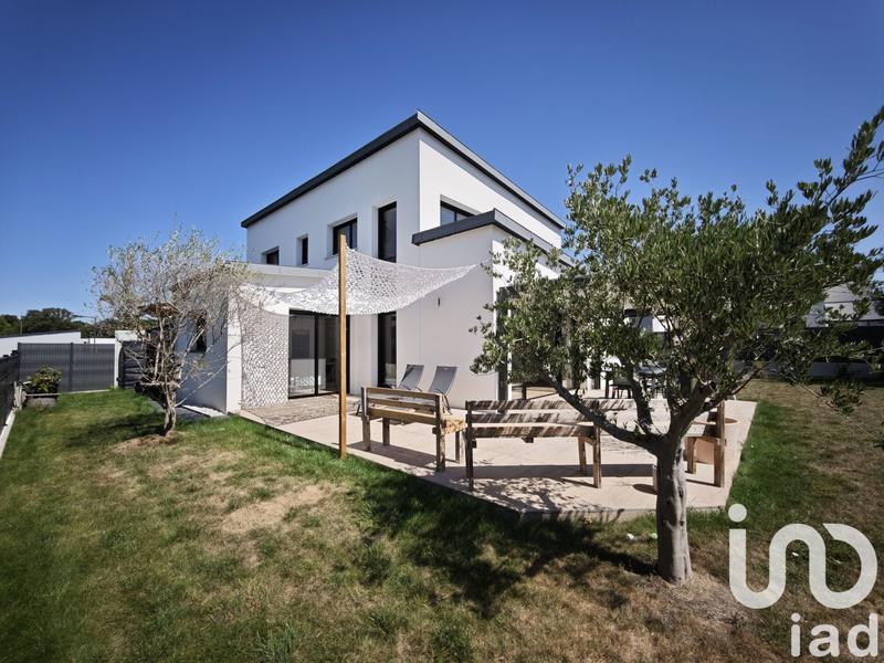 Maison - 122 m² - 5 pièces