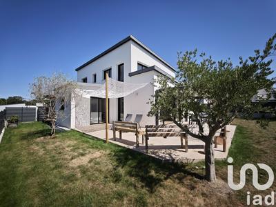 Maison - 122 m² - 5 pièces