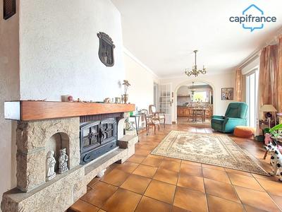 Maison - 138 m² - 6 pièces