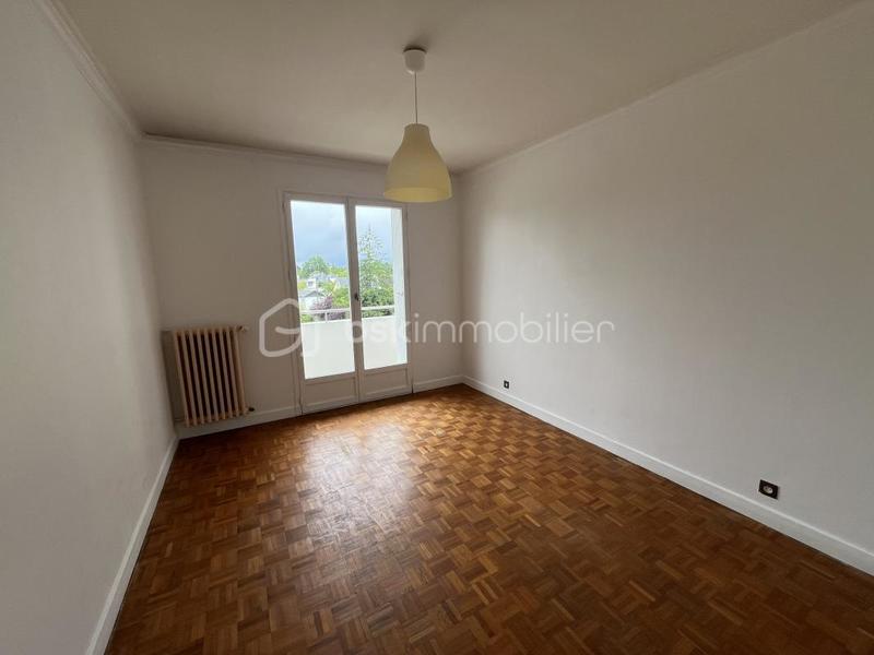 Appartement - 104 m² - 5 pièces