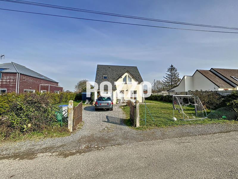 Maison - 96 m² - 5 pièces