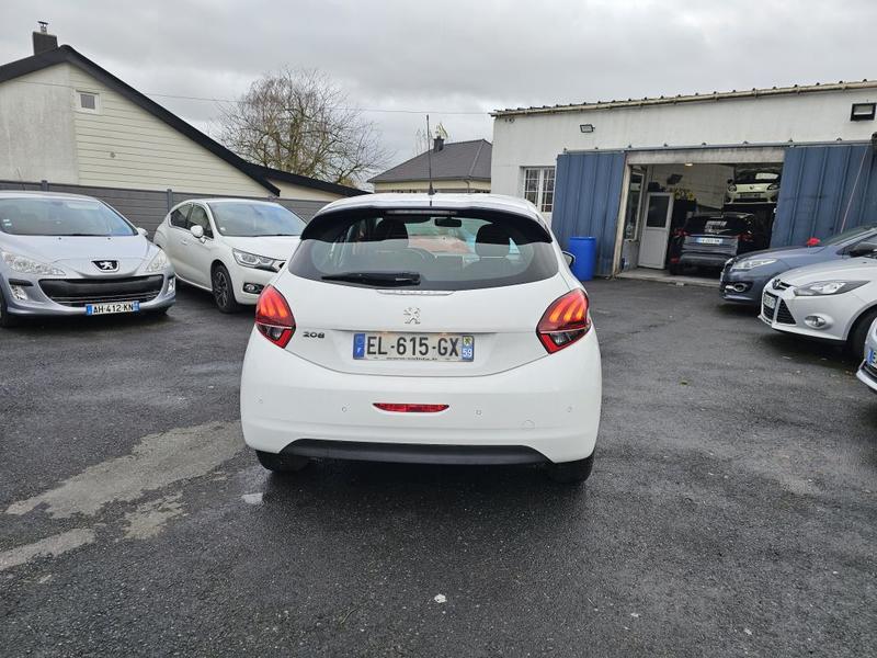 Peugeot 208 1.6 Blue-HDi 75ch Active Business