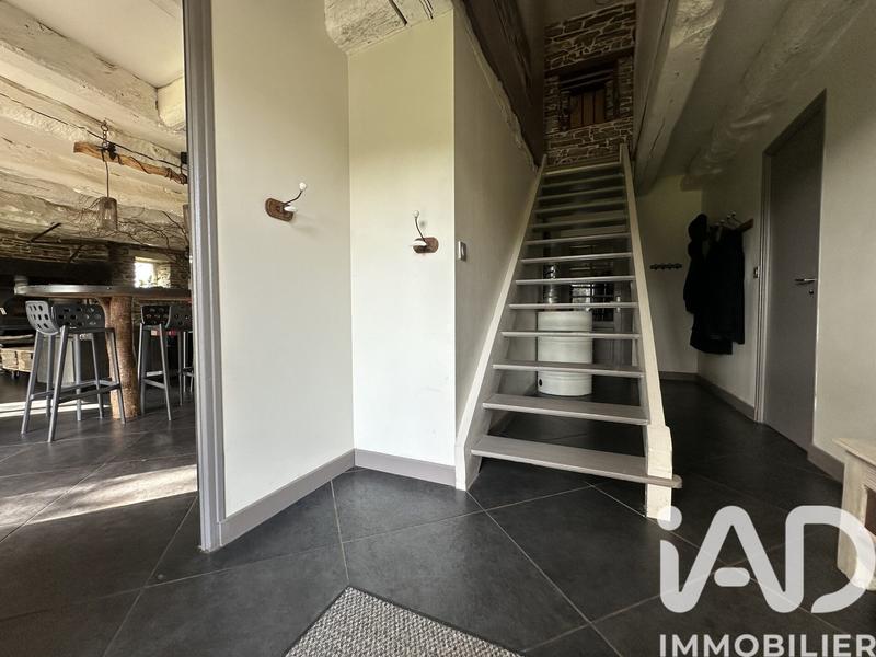 Maison - 210 m² - 8 pièces