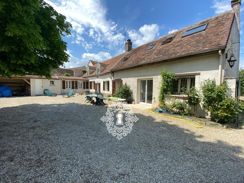 Maison - 158 m² - 5 pièces