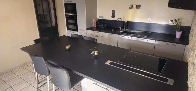 Maison - 224 m² - 7 pièces