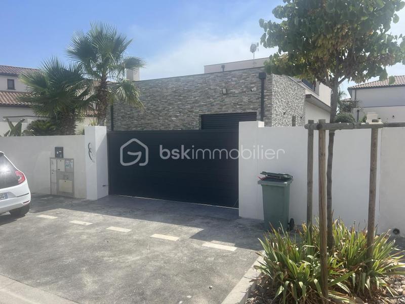 Maison - 170 m² - 5 pièces