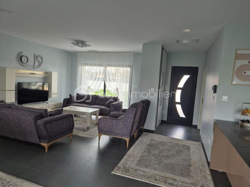 Maison - 123 m² - 6 pièces