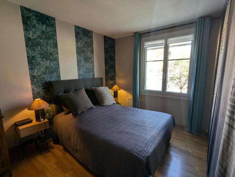 Pavillon - 160 m² - 7 pièces