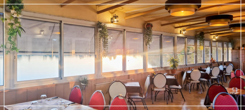 Local commercial - 256 m² - 8 pièces