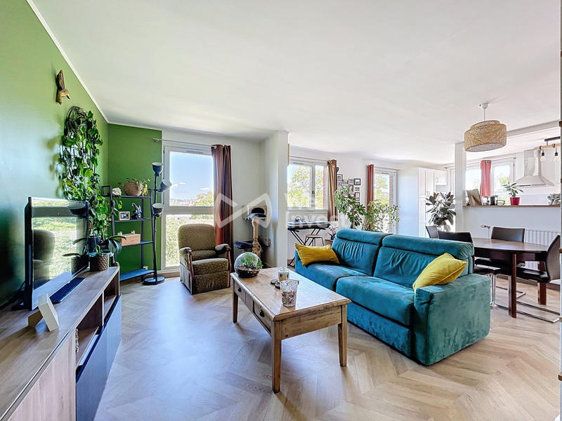 Duplex - 84 m² - 4 pièces