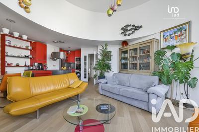 Appartement - 100 m² - 4 pièces