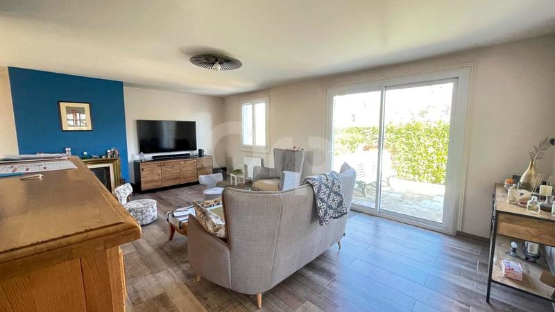 Maison - 152 m² - 6 pièces