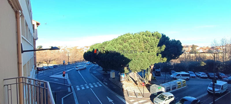 Appartement - 100 m² - 3 pièces