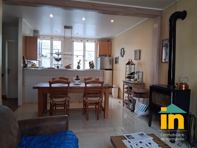 Maison de ville - 96 m² - 5 pièces