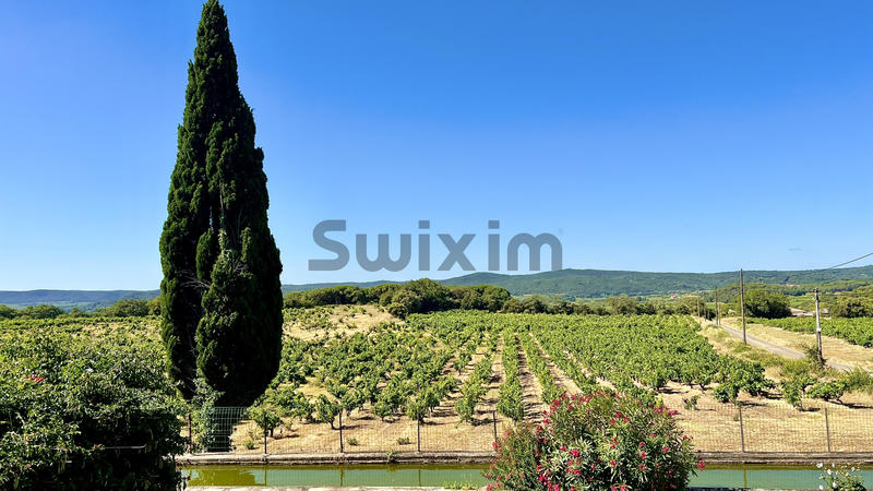 Mas - 358 m² - 15 pièces