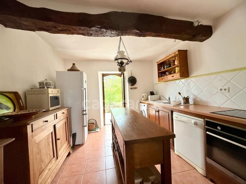 Maison - 185 m² - 9 pièces