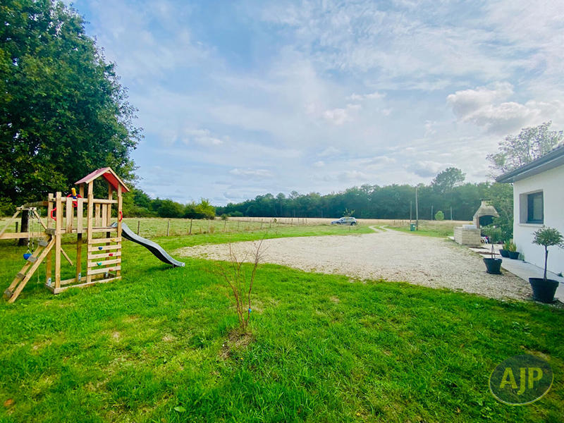 Maison - 155 m² - 5 pièces