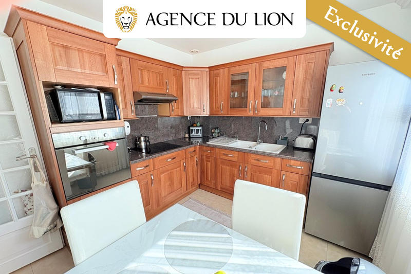 Maison - 98 m² - 5 pièces