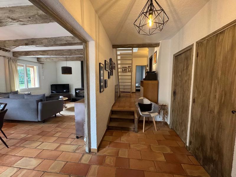 Villa - 147 m² - 8 pièces