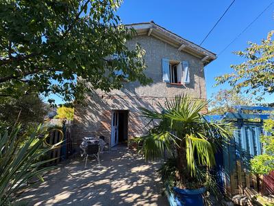 Maison - 76 m² - 3 pièces