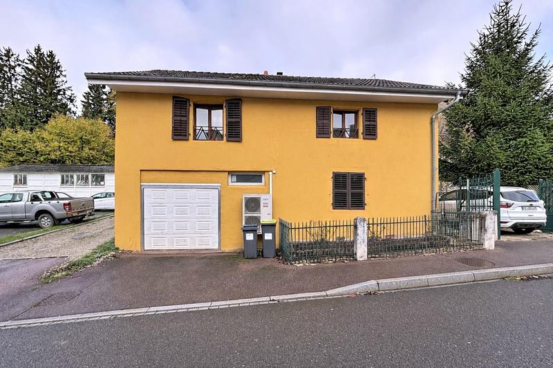 Maison - 99 m² - 5 pièces