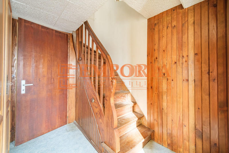 Maison - 122 m² - 6 pièces