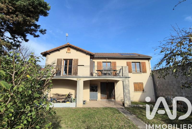 Maison - 150 m² - 7 pièces