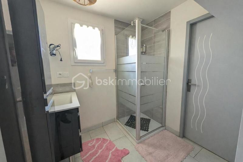 Maison - 94 m² - 5 pièces