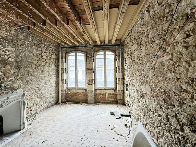 Immeuble - 9 pièces