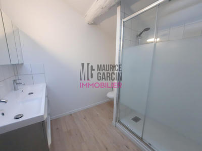 Appartement - 85 m² - 3 pièces