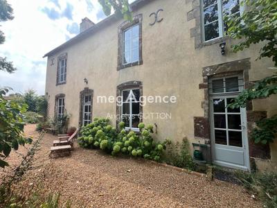 Maison de campagne - 190 m² - 6 pièces