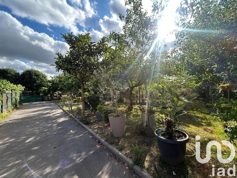 Maison - 257 m² - 8 pièces