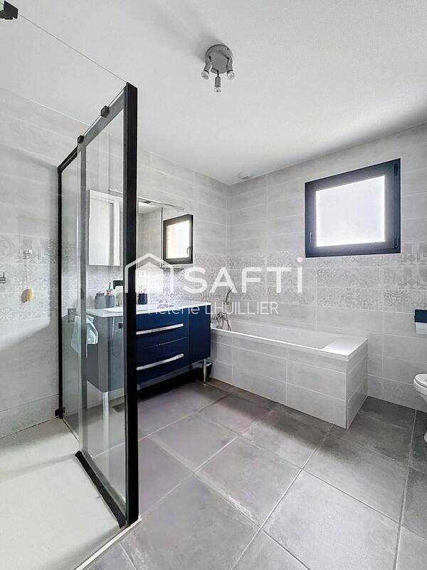 Maison - 101 m² - 5 pièces