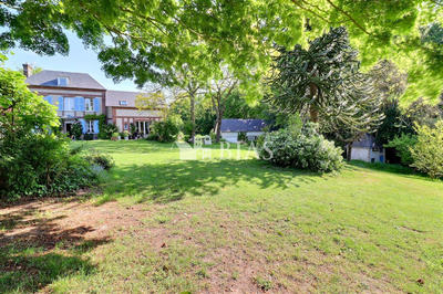 Maison - 152 m² - 6 pièces