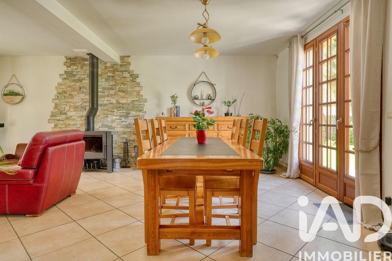 Maison - 137 m² - 6 pièces