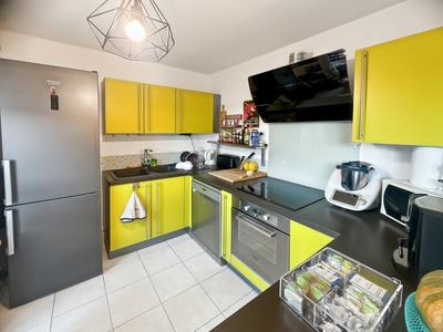 Appartement - 84 m² - 4 pièces