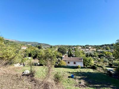 Terrain constructible - 2 087 m²