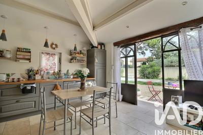 Maison - 180 m² - 7 pièces