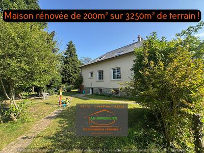 Maison - 195 m² - 9 pièces