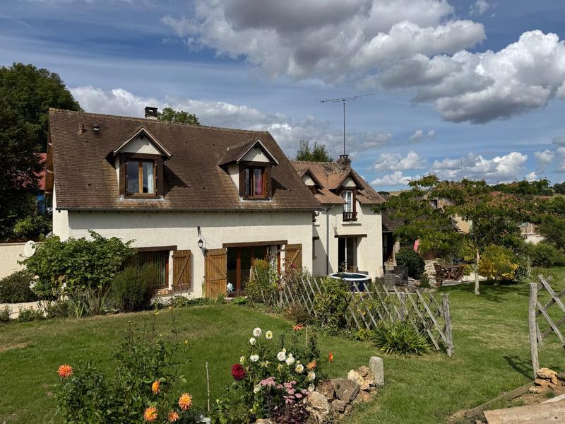 Maison - 172 m² - 8 pièces