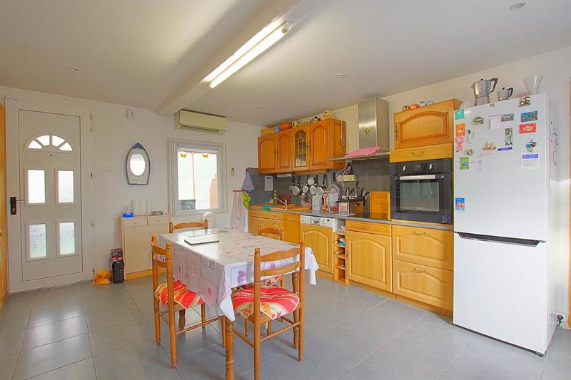 Maison - 95 m² - 4 pièces