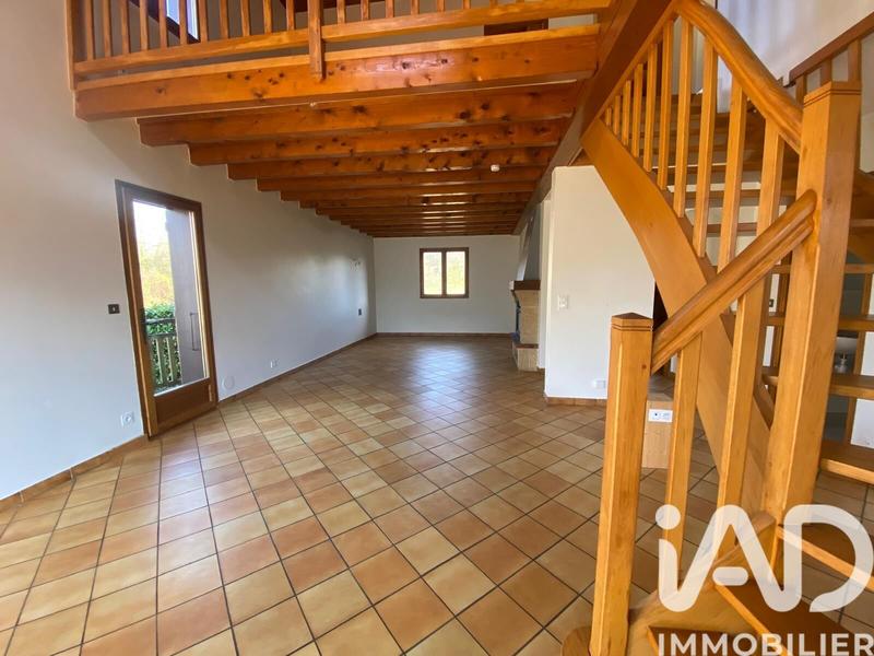 Maison - 93 m² - 4 pièces