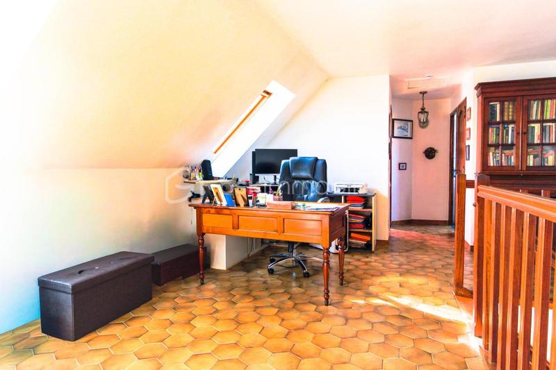 Maison - 108 m² - 5 pièces