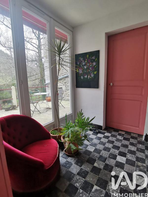 Maison - 262 m² - 8 pièces