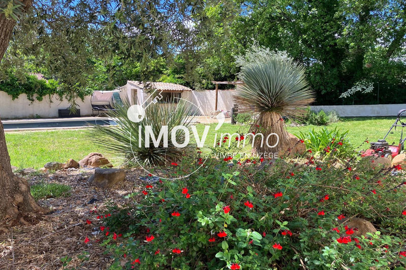 Maison - 204 m² - 7 pièces