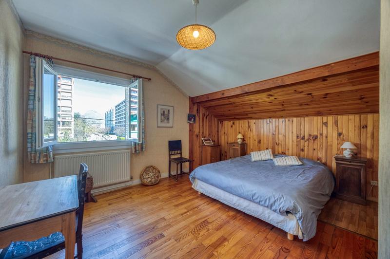 Maison - 143 m² - 6 pièces